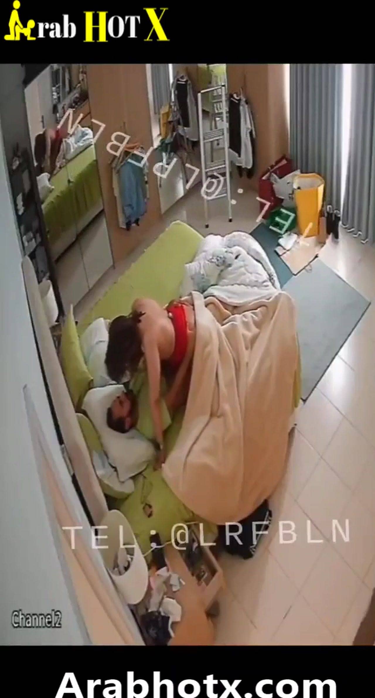 سكس كاميرات منازل خليجي ينيك جارته الميلف يرفعها علي ظبره و يدقها يجيبهم فكسها