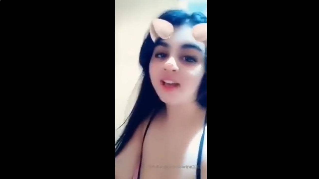 فضيحة تيكتوكر جزائرية صغيرة – سكس جزائري قصير