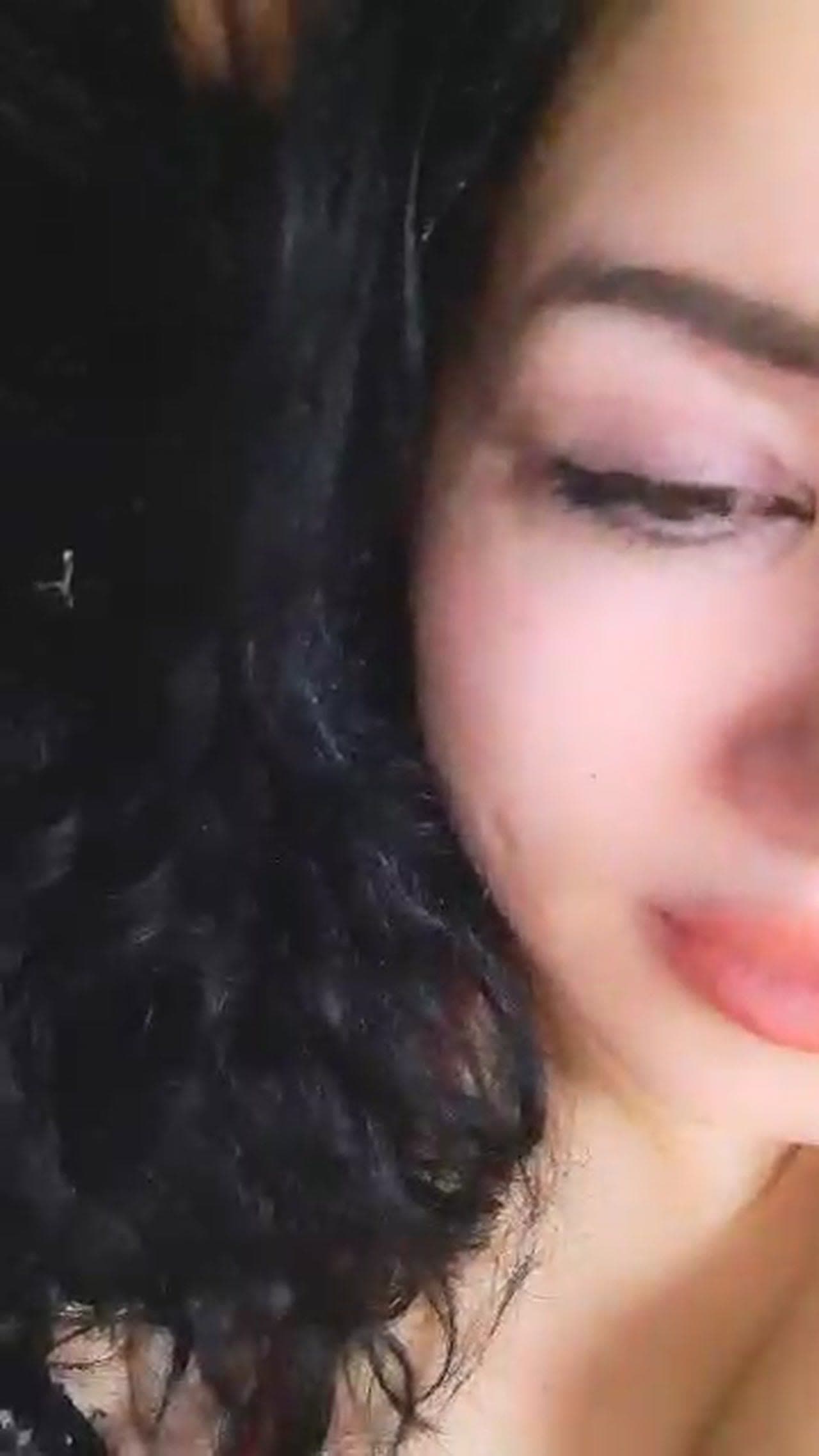 شرموطة سورية أم غمازة على التانجو الجزء 2