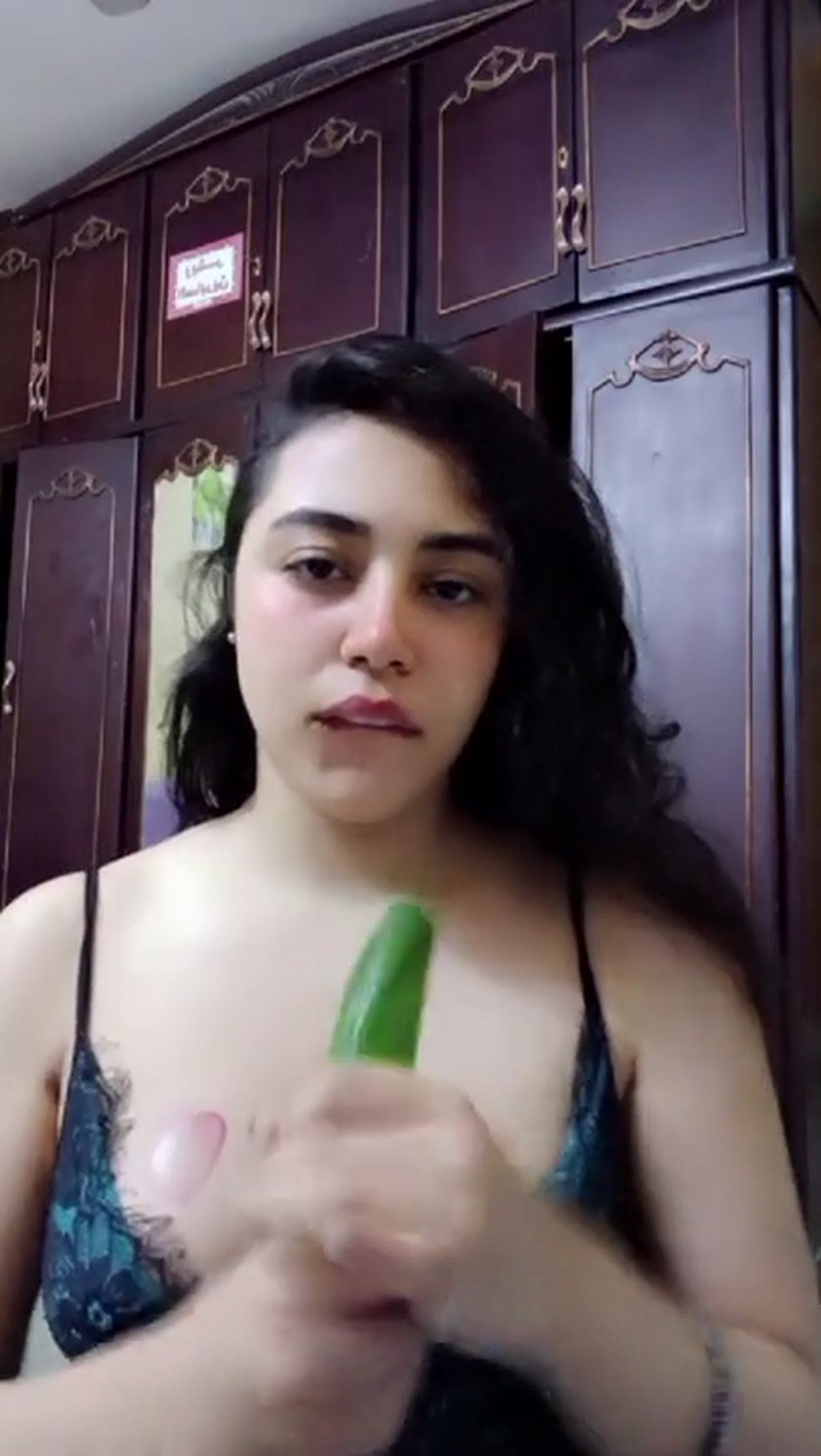 استعراض مصري بالخيارة