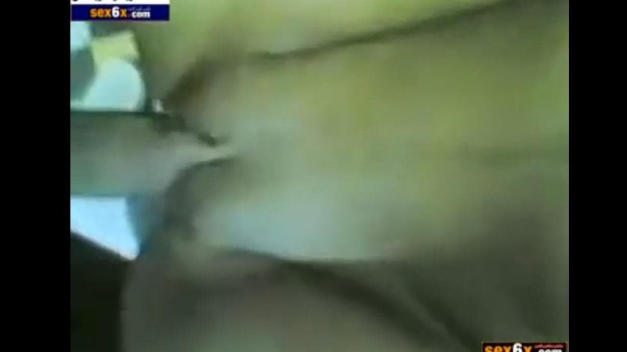 ما تبطل استهبال مبعرفش اعمل حاجة غير في الضلمة - سكس محجبة مصرية فيديو